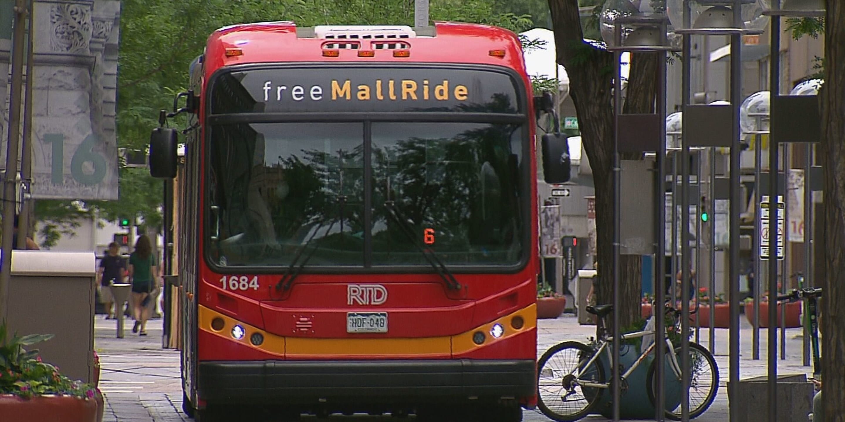 Photo of the Free MallRide bus driving down 16th Street Mall