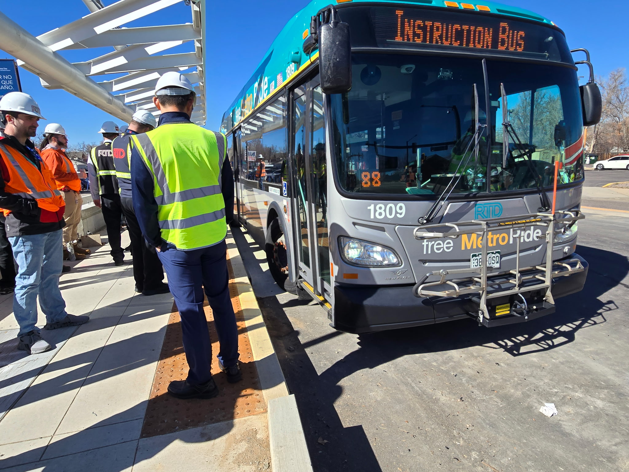 RTD가 운영 테스트를 시작하면서 이스트 콜팩스 BRT 프로젝트가 진행 중입니다. | RTD-Denver